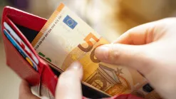 Slováci očakávajú mierny rast miezd